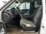 ✅ 2007 Chevrolet Silverado 2500HD 1LT • VIN: 1GCHK24K67E599620 • Lot: 67097715. Wystawiony na Copart z przebiegiem Nie podano. Bezpłatny archiwum sprzedaży aukcyjnych z USA i szczegółowy raport historii pojazdu na DreamBid. Zdjęcie 7.