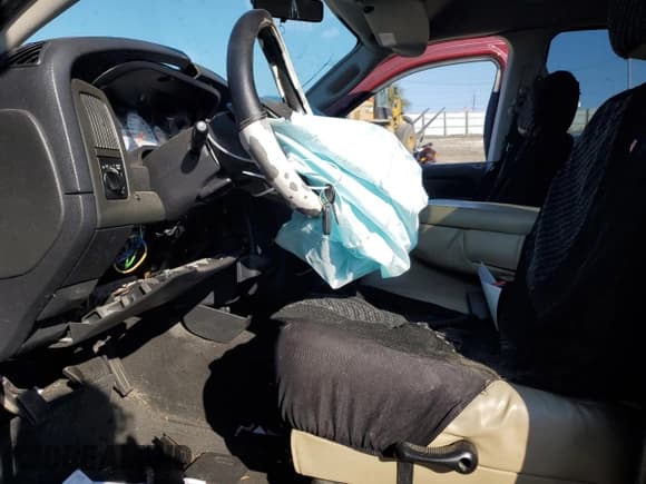 ✅ 2003 Dodge 1500 ST • VIN: 1D7HA18NX3S182844 • Лот: 75624504. Опубликован ранее на Copart с пробегом 134 052 миль. Бесплатный доступ к архиву аукционных продаж из США и подробный отчёт об истории автомобиля на DreamBid. Изображение 7.