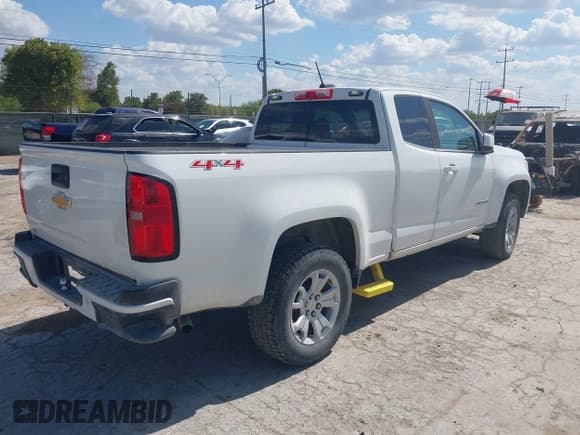 ✅ 2020 Chevrolet Colorado 4WD LT • VIN: 1GCHTCEA6L1163215 • Lot: 43206313. Listed on IAAI with 144,189 mi. Free auction sales archive from the USA and detailed vehicle history report at DreamBid. Image 4.