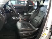 ✅ 2019 Chevrolet Equinox Premier • VIN: 3GNAXYEX6KS605969 • Лот: 80337315. Опубликован ранее на Copart с пробегом 130 555 миль. Бесплатный доступ к архиву аукционных продаж из США и подробный отчёт об истории автомобиля на DreamBid. Изображение 7.