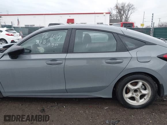 ✅ 2025 Honda Civic Sport • VIN: 19XFL2H83SE002715 • Lot: 41141510. Listed on IAAI with 2,276 mi. Free auction sales archive from the USA and detailed vehicle history report at DreamBid. Image 14.