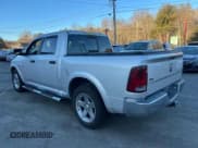 ✅ 2009 Dodge 1500 Laramie • VIN: 1D3HB13T99S709494 • Lot: 43641645. Wystawiony na Copart z przebiegiem 95 970 mil. Bezpłatny archiwum sprzedaży aukcyjnych z USA i szczegółowy raport historii pojazdu na DreamBid. Zdjęcie 3.