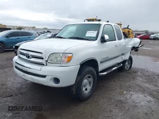 ✅ 2006 Toyota Tundra SR5 • VIN: 5TBRU34196S477010 • Lot: 43763417. Listed on IAAI with 250,565 mi. Free auction sales archive from the USA and detailed vehicle history report at DreamBid. Image 2.