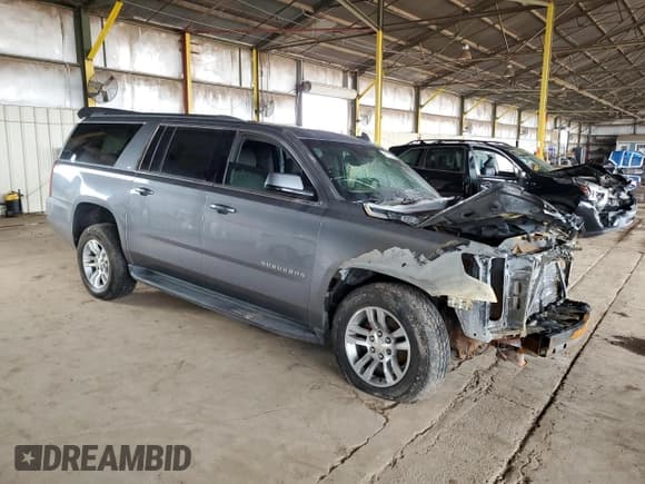 ✅ 2020 Chevrolet Suburban LT • VIN: 1GNSKHKC1LR156323 • Лот: 86182775. Опубликован ранее на Copart с пробегом Не указан. Бесплатный доступ к архиву аукционных продаж из США и подробный отчёт об истории автомобиля на DreamBid. Изображение 4.