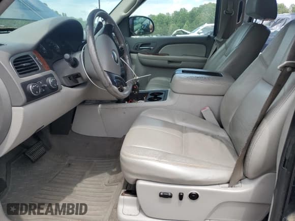 ✅ 2007 Chevrolet Silverado 1500 LTZ • VIN: 2GCEK13Y071651554 • Lot: 59882885. Listed on Copart with 219,478 mi. Free auction sales archive from the USA and detailed vehicle history report at DreamBid. Image 7.