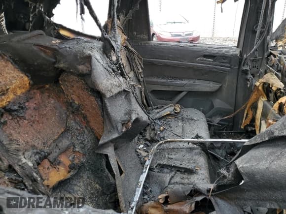 ✅ 2019 Volkswagen Atlas SEL R-Line • VIN: 1V2RR2CA6KC513458 • Lot: 47600475. Listed on Copart with Not provided. Free auction sales archive from the USA and detailed vehicle history report at DreamBid. Image 11.