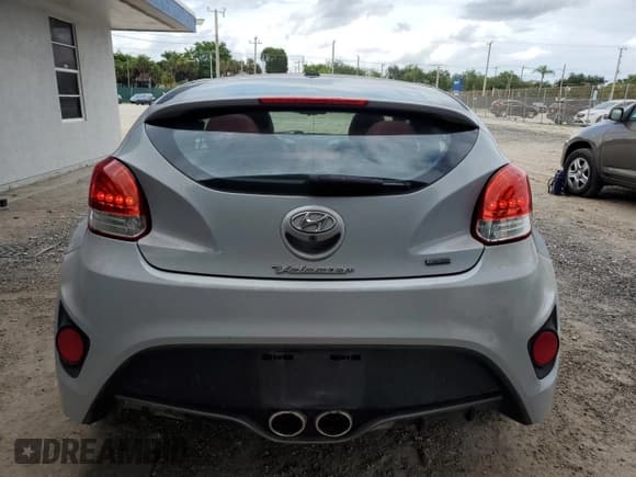 ✅ 2015 Hyundai Veloster Turbo • VIN: KMHTC6AE1FU222528 • Lot: 70929045. Wystawiony na Copart z przebiegiem 94 022 mil. Bezpłatny archiwum sprzedaży aukcyjnych z USA i szczegółowy raport historii pojazdu na DreamBid. Zdjęcie 6.