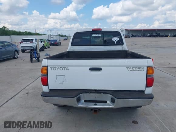 ✅ 2003 Toyota Tacoma PreRunner • VIN: 5TEGN92N33Z228124 • Лот: 43093615. Опубликован ранее на IAAI с пробегом 346 044 миль. Бесплатный доступ к архиву аукционных продаж из США и подробный отчёт об истории автомобиля на DreamBid. Изображение 16.