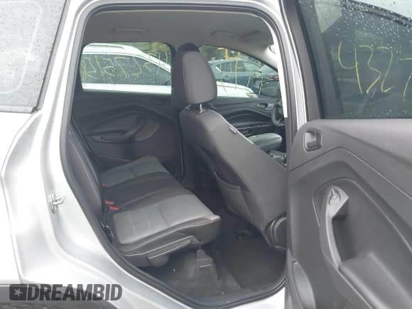 ✅ 2017 Ford Escape S • VIN: 1FMCU0F73HUD74169 • Лот: 43275158. Опубликован ранее на IAAI с пробегом 149 546 миль. Бесплатный доступ к архиву аукционных продаж из США и подробный отчёт об истории автомобиля на DreamBid. Изображение 8.