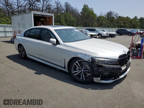 ✅ 2020 BMW 7 Series 740i xDrive • VIN: WBA7T4C00LCD35576 • Лот: 68271555. Опубликован ранее на Copart с пробегом 34 886 миль. Бесплатный доступ к архиву аукционных продаж из США и подробный отчёт об истории автомобиля на DreamBid. Изображение 4.
