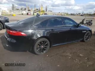 ✅ 2017 Jaguar XF 35t R-Sport • VIN: SAJBL4BVXHCY47264 • Лот: 67154783. Опубликован ранее на Copart с пробегом 112 129 миль. Бесплатный доступ к архиву аукционных продаж из США и подробный отчёт об истории автомобиля на DreamBid. Изображение 3.