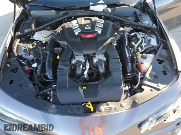 ✅ 2021 Alfa Romeo Giulia Quadrifoglio • VIN: ZARFAMEV2M7646078 • Lot: 82237543. Wystawiony na Copart z przebiegiem Nie podano. Bezpłatny archiwum sprzedaży aukcyjnych z USA i szczegółowy raport historii pojazdu na DreamBid. Zdjęcie 12.