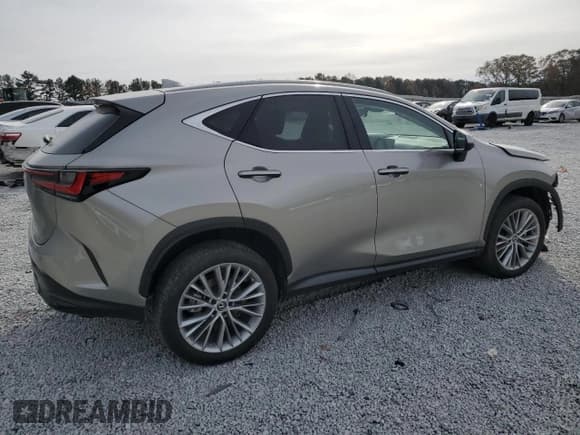 ✅ 2023 Lexus NX 350h Luxury • VIN: 2T2HKCEZ5PC010928 • Lot: 82840894. Wystawiony na Copart z przebiegiem 26 009 mil. Bezpłatny archiwum sprzedaży aukcyjnych z USA i szczegółowy raport historii pojazdu na DreamBid. Zdjęcie 3.