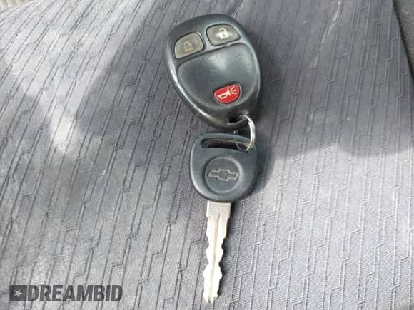 ✅ 2011 Chevrolet Silverado 1500 LS • VIN: 1GCRKREA0BZ168694 • Lot: 42818631. Wystawiony na IAAI z przebiegiem 405 702 mil mil. Skorzystaj z bezpłatnego archiwum sprzedaży aukcyjnych z USA i zobacz szczegółowy raport historii pojazdu na DreamBid. Zdjęcie 11.