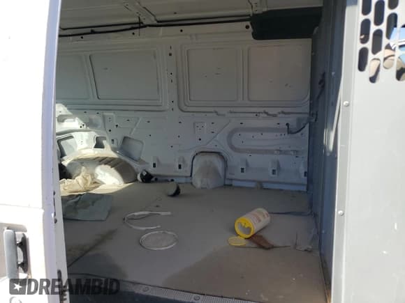 ✅ 2013 Ford Econoline Cargo Commercial • VIN: 1FTNE2EW3DDA05532 • Lot: 85399045. Listed on Copart with 149,626 mi. Free auction sales archive from the USA and detailed vehicle history report at DreamBid. Image 10.