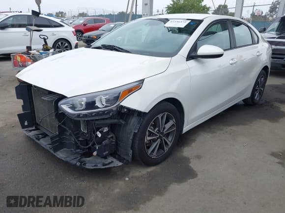 ✅ 2021 Kia Forte LXS • VIN: 3KPF24AD1ME375065 • Lot: 42356572. Listed on IAAI with 83,025 mi. Free auction sales archive from the USA and detailed vehicle history report at DreamBid. Image 23.
