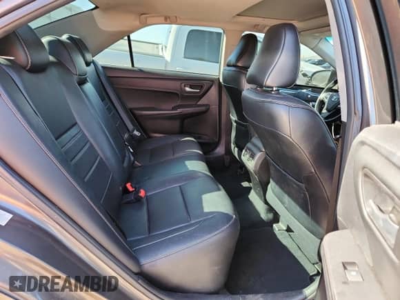 2016 Toyota Camry XLE with VIN 4T1BF1FK0GU533678, listed as a Copart auction lot 80676015 with 92,071 mi miles and Salvage title. Bid and sale history available at DreamBid. Image 10.