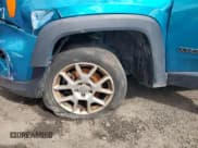 ✅ 2021 Jeep Renegade Latitude • VIN: ZACNJDBB7MPM43901 • Lot: 56366625. Wystawiony na Copart z przebiegiem 81 171 mil. Bezpłatny archiwum sprzedaży aukcyjnych z USA i szczegółowy raport historii pojazdu na DreamBid. Zdjęcie 13.