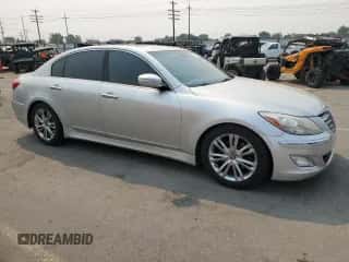 2012 Hyundai Genesis 3.8L z VIN KMHGC4DD7CU181696, wystawiony jako Copart lot #69582884 z przebiegiem 130 947 mil mil oraz Szkoda całkowita • Salvage title. Historia ofert i sprzedaży dostępna na DreamBid. Obrazek 4.