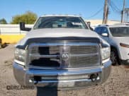 ✅ 2012 Ram 3500 ST • VIN: 3C63DRGLXCG304787 • Лот: 71492625. Опубликован ранее на Copart с пробегом 196 061 миль. Бесплатный доступ к архиву аукционных продаж из США и подробный отчёт об истории автомобиля на DreamBid. Изображение 5.