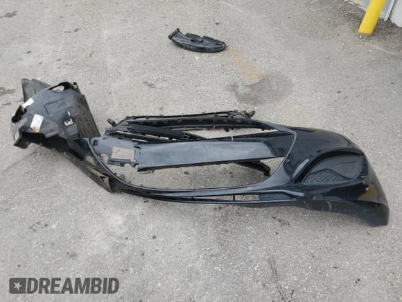 ✅ 2013 Hyundai Genesis Coupe 2.0T • VIN: KMHHT6KD1DU107517 • Lot: 85860775. Wystawiony na Copart z przebiegiem Nie podano. Bezpłatny archiwum sprzedaży aukcyjnych z USA i szczegółowy raport historii pojazdu na DreamBid. Zdjęcie 12.