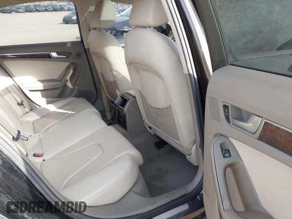 ✅ 2011 Audi A4 Premium • VIN: WAUBFAFL3BN048657 • Lot: 43624022. Listed on IAAI with 127,481 mi. Free auction sales archive from the USA and detailed vehicle history report at DreamBid. Image 8.