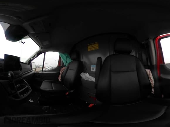 ✅ 2024 Ford Transit Cargo • VIN: 1FTYE1Y88RKA18803 • Лот: 43732143. Опубликован ранее на IAAI с пробегом 34 511 миль. Бесплатный доступ к архиву аукционных продаж из США и подробный отчёт об истории автомобиля на DreamBid. Изображение 19.