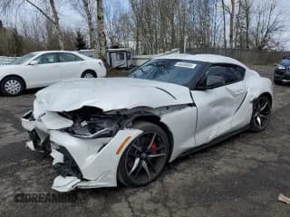 ✅ 2020 Toyota Supra 3.0 • VIN: WZ1DB4C06LW032176 • Лот: 49458085. Опубликован ранее на Copart с пробегом Не указан. Бесплатный доступ к архиву аукционных продаж из США и подробный отчёт об истории автомобиля на DreamBid. Изображение 1.