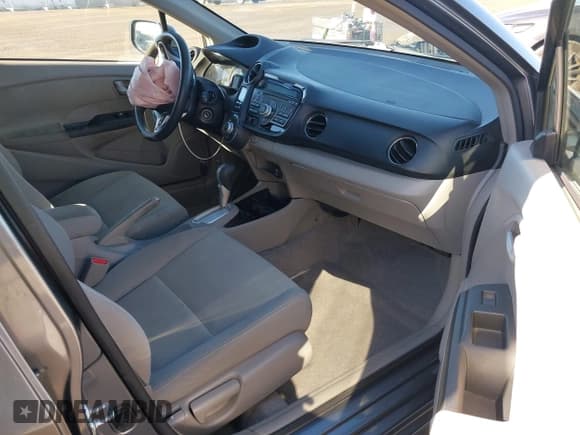 ✅ 2013 Honda Insight LX • VIN: JHMZE2H55DS006440 • Lot: 43585539. Listed on IAAI with 137,855 mi. Free auction sales archive from the USA and detailed vehicle history report at DreamBid. Image 5.