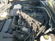 ✅ 2014 Mazda MX-5 Miata Club • VIN: JM1NC2LF0E0235353 • Lot: 42441197. Wystawiony na IAAI z przebiegiem 107 467 mil. Bezpłatny archiwum sprzedaży aukcyjnych z USA i szczegółowy raport historii pojazdu na DreamBid. Zdjęcie 19.