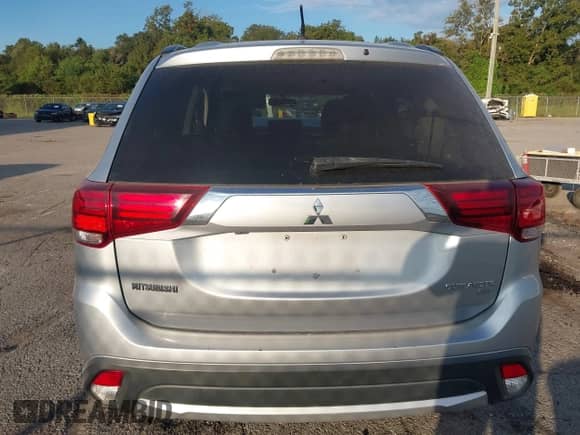 2016 Mitsubishi Outlander SE with VIN JA4AD3A36GZ061209, listed as a IAAI auction lot 43347836 with 108,754 mi miles and . Bid and sale history available at DreamBid. Image 16.