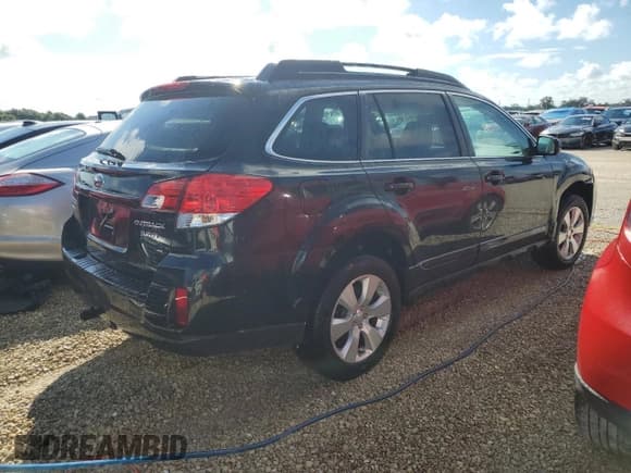 ✅ 2010 Subaru Outback • VIN: 4S4BREHC1A2311786 • Lot: 73934164. Listed on Copart with 86,633 mi. Free auction sales archive from the USA and detailed vehicle history report at DreamBid. Image 3.