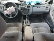 ✅ 1999 Honda Accord LX • VIN: 1HGCG554XXA165061 • Lot: 71494855. Wystawiony na Copart z przebiegiem Nie podano. Bezpłatny archiwum sprzedaży aukcyjnych z USA i szczegółowy raport historii pojazdu na DreamBid. Zdjęcie 8.