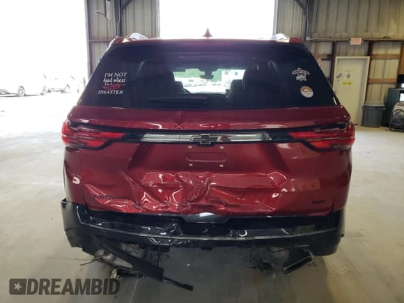 ✅ 2022 Chevrolet Traverse Premier • VIN: 1GNEVKKW1NJ136912 • Lot: 67402744. Wystawiony na Copart z przebiegiem 29 972 mil. Bezpłatny archiwum sprzedaży aukcyjnych z USA i szczegółowy raport historii pojazdu na DreamBid. Zdjęcie 6.