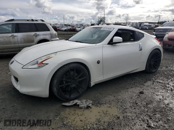 ✅ 2010 Nissan 370Z Nismo • VIN: JN1AZ4EH6AM505862 • Lot: 46297605. Listed on Copart with 81,669 mi. Free auction sales archive from the USA and detailed vehicle history report at DreamBid. Image 1.