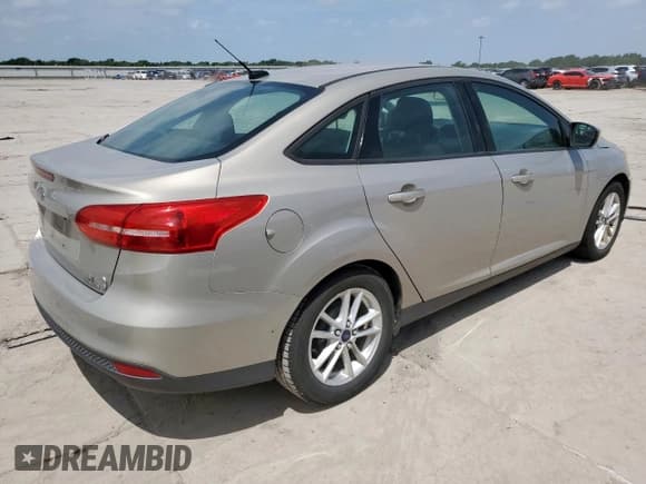 ✅ 2015 Ford Focus SE • VIN: 1FADP3F23FL243807 • Lot: 60159605. Listed on Copart with 171,427 mi. Free auction sales archive from the USA and detailed vehicle history report at DreamBid. Image 3.