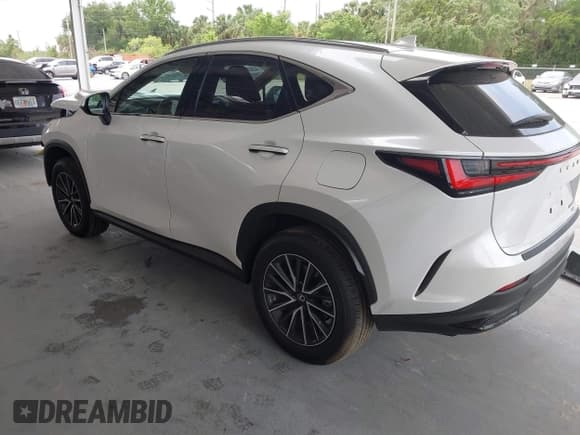 ✅ 2024 Lexus NX 350h • VIN: JTJAKCEZ8R5020131 • Лот: 42086471. Опубликован ранее на IAAI с пробегом 11 991 миль. Бесплатный доступ к архиву аукционных продаж из США и подробный отчёт об истории автомобиля на DreamBid. Изображение 3.
