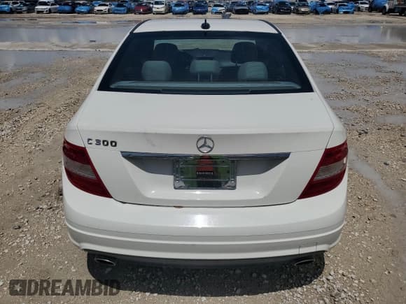 ✅ 2008 Mercedes-Benz C 300 Sport • VIN: WDDGF54X78F156679 • Lot: 62367615. Wystawiony na Copart z przebiegiem 102 268 mil. Bezpłatny archiwum sprzedaży aukcyjnych z USA i szczegółowy raport historii pojazdu na DreamBid. Zdjęcie 6.