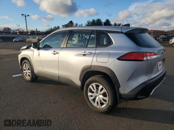 ✅ 2025 Toyota Corolla Cross L • VIN: 7MUAAAAG1SV134041 • Lot: 92404425. Listed on Copart with Not provided. Free auction sales archive from the USA and detailed vehicle history report at DreamBid. Image 2.