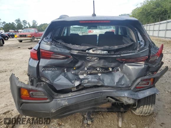 ✅ 2019 Hyundai Kona SEL • VIN: KM8K22AA1KU320263 • Лот: 74235434. Опубликован ранее на Copart с пробегом 84 703 миль. Бесплатный доступ к архиву аукционных продаж из США и подробный отчёт об истории автомобиля на DreamBid. Изображение 6.