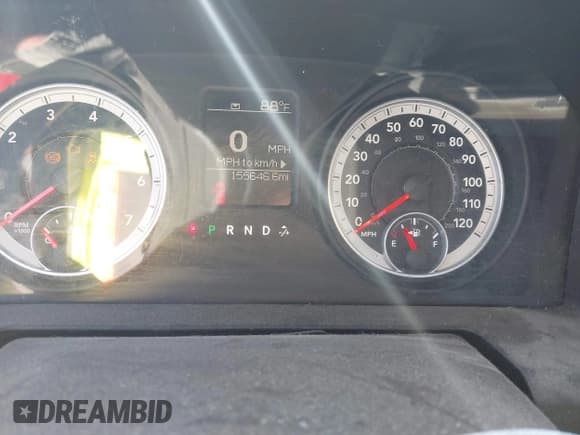 ✅ 2013 Ram 1500 Tradesman • VIN: 3C6JR6DG9DG568048 • Lot: 40549990. Wystawiony na IAAI z przebiegiem 155 646 mil. Bezpłatny archiwum sprzedaży aukcyjnych z USA i szczegółowy raport historii pojazdu na DreamBid. Zdjęcie 7.