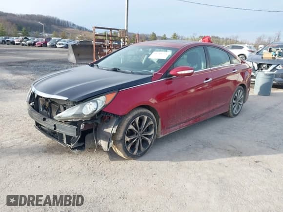 ✅ 2014 Hyundai Sonata SE • VIN: 5NPEC4AC1EH883646 • Lot: 43788721. Wystawiony na IAAI z przebiegiem 114 491 mil. Bezpłatny archiwum sprzedaży aukcyjnych z USA i szczegółowy raport historii pojazdu na DreamBid. Zdjęcie 2.