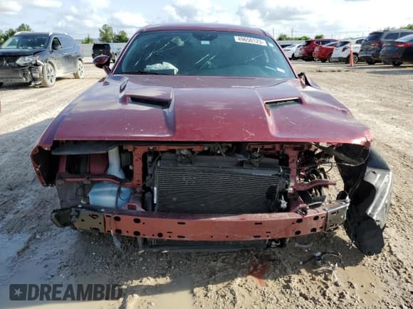✅ 2019 Dodge Challenger SXT • VIN: 2C3CDZGG2KH541630 • Lot: 49650123. Wystawiony na Copart z przebiegiem 108 294 mil. Bezpłatny archiwum sprzedaży aukcyjnych z USA i szczegółowy raport historii pojazdu na DreamBid. Zdjęcie 5.