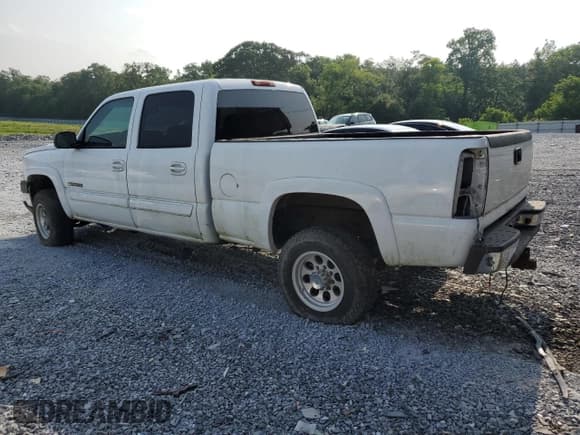 ✅ 2006 Chevrolet Silverado 2500HD LT3 • VIN: 1GCHK23U26F142623 • Лот: 59530695. Опубликован ранее на Copart с пробегом 126 350 миль. Бесплатный доступ к архиву аукционных продаж из США и подробный отчёт об истории автомобиля на DreamBid. Изображение 2.