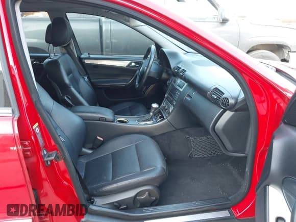 ✅ 2006 Mercedes-Benz C 230 Sport • VIN: WDBRF52H56A913697 • Lot: 42910266. Listed on IAAI with 161,806 mi. Free auction sales archive from the USA and detailed vehicle history report at DreamBid. Image 5.