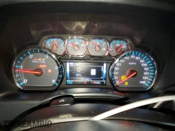 2017 Chevrolet Silverado 3500HD LTZ с VIN 1GC4K0EY8HF108983, выставлен на аукционе Copart как лот 45818555 с пробегом 121 390 миль миль и Списание • Salvage title. История ставок и продаж доступна на DreamBid. Изображение 9.