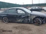 ✅ 2022 BMW 5 Series M550i xDrive • VIN: WBA13BK01NCH76521 • Lot: 41904437. Wystawiony na IAAI z przebiegiem Nie podano. Bezpłatny archiwum sprzedaży aukcyjnych z USA i szczegółowy raport historii pojazdu na DreamBid. Zdjęcie 18.