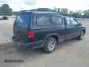 1997 Chevrolet S-10 LS with VIN 1GCCS19X6V8207725, listed as a IAAI auction lot 42969655 with 256,209 mi miles and . Bid and sale history available at DreamBid. Image 4.