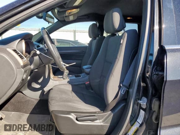 ✅ 2015 Jeep Grand Cherokee Altitude • VIN: 1C4RJEAG4FC615090 • Лот: 91204745. Опубликован ранее на Copart с пробегом 161 394 миль. Бесплатный доступ к архиву аукционных продаж из США и подробный отчёт об истории автомобиля на DreamBid. Изображение 7.