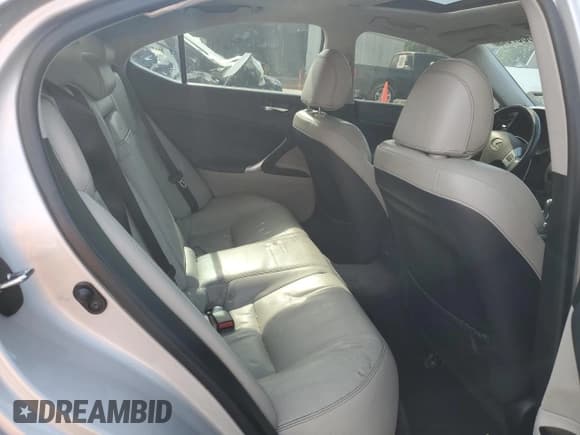 ✅ 2011 Lexus IS 250 • VIN: JTHBF5C26B5136526 • Lot: 58557325. Listed on Copart with 183,110 mi. Free auction sales archive from the USA and detailed vehicle history report at DreamBid. Image 10.